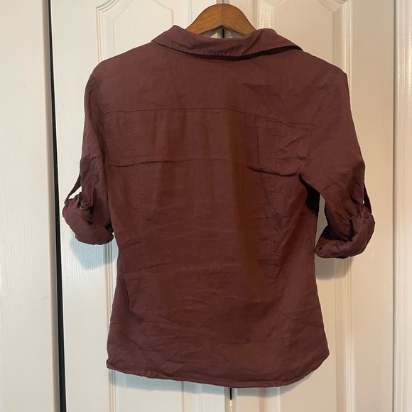 Button up top - Picture 2 of 3